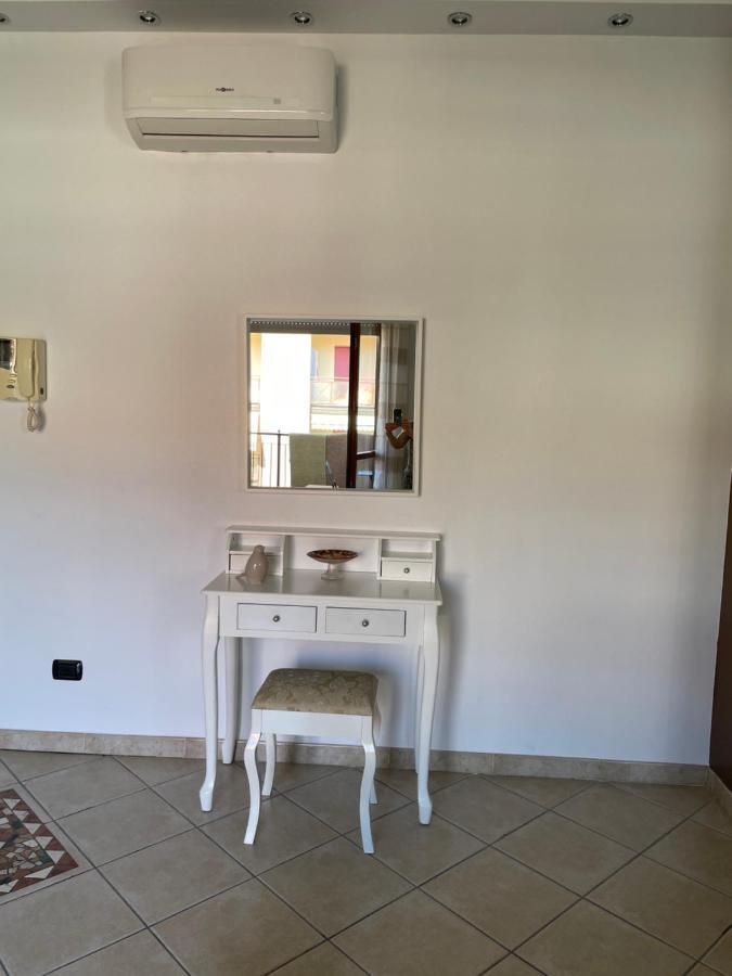Casti - Appartamento Mm3 Comasina Milan Exterior photo